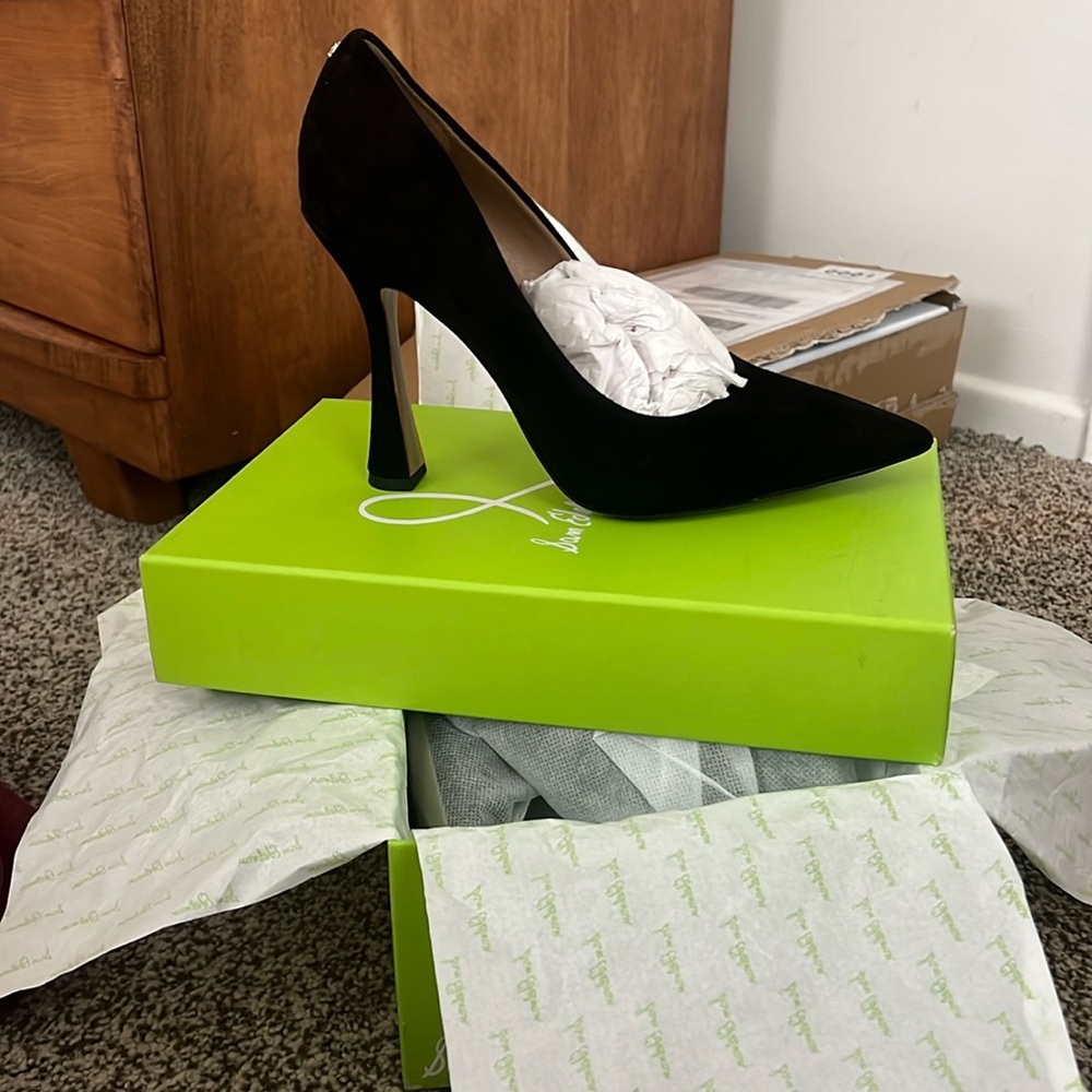 Sam Edelman Antonia black suede heels